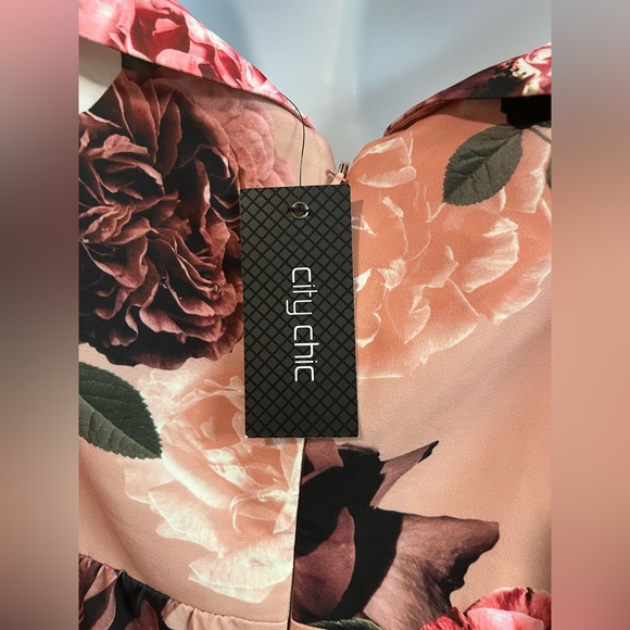 Pink Floral Off the Shoulder Maxi Dress - Picture 10 of 12